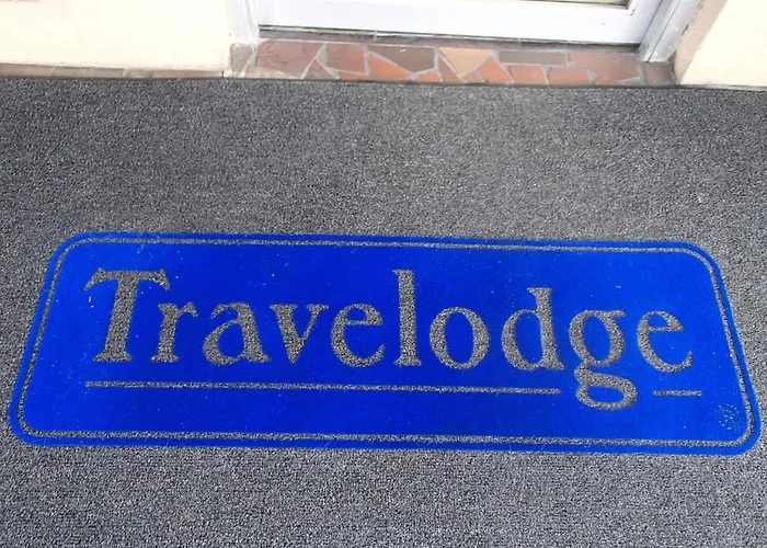 Travelodge By Wyndham Lafayette